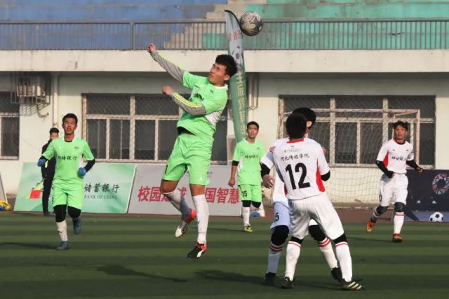 活塞轻取热火，字母哥孤军奋战无力回天